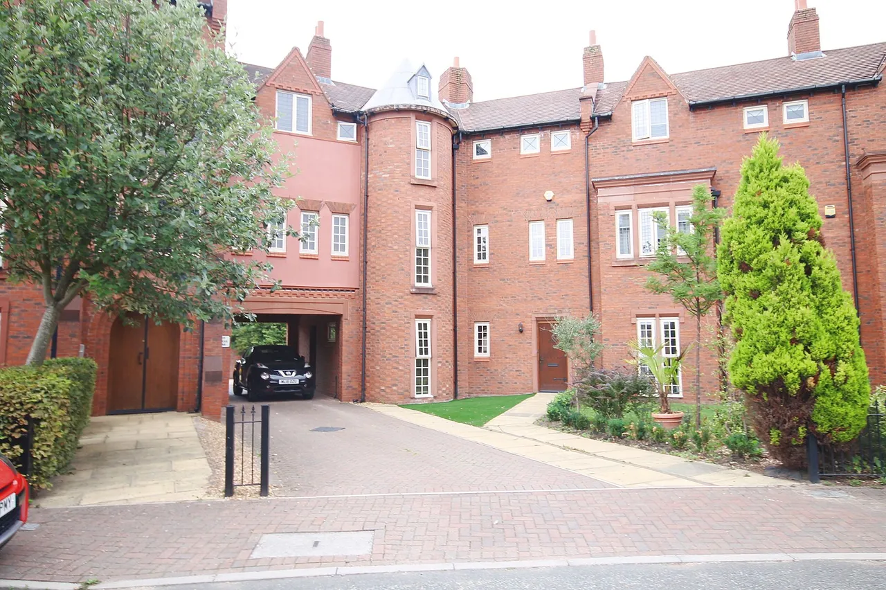 2 bed house to rent — Butts Green, Westbrook, Warrington, Warrington, WA5 7XT