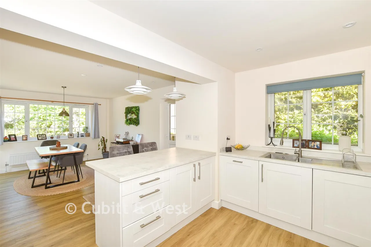 Crescent Drive North, Woodingdean, BN2, photo 4