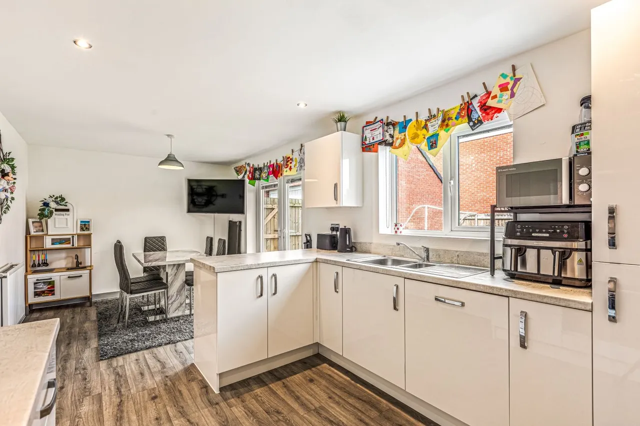 Tigers Road, Fleckney, LE8, photo 4