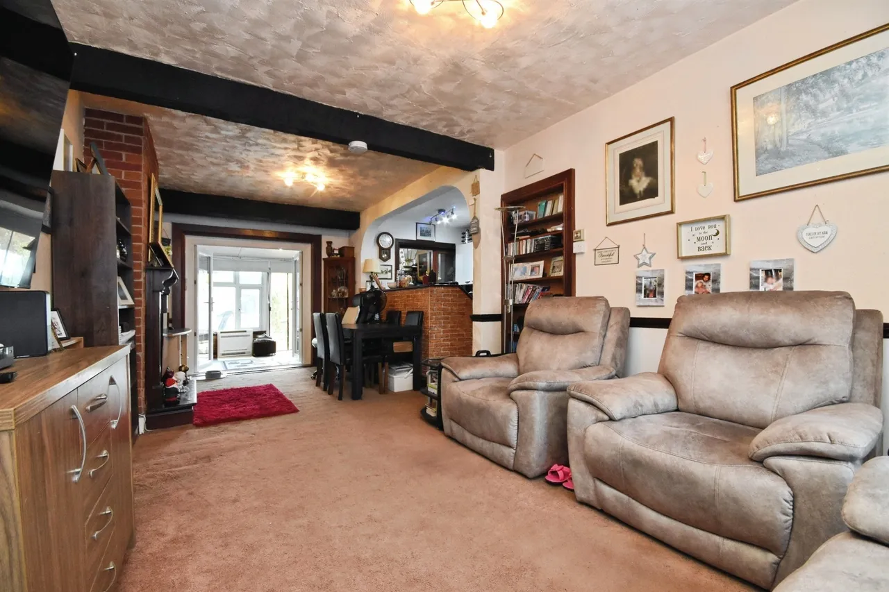 Beechfield Gardens, Romford, photo 5