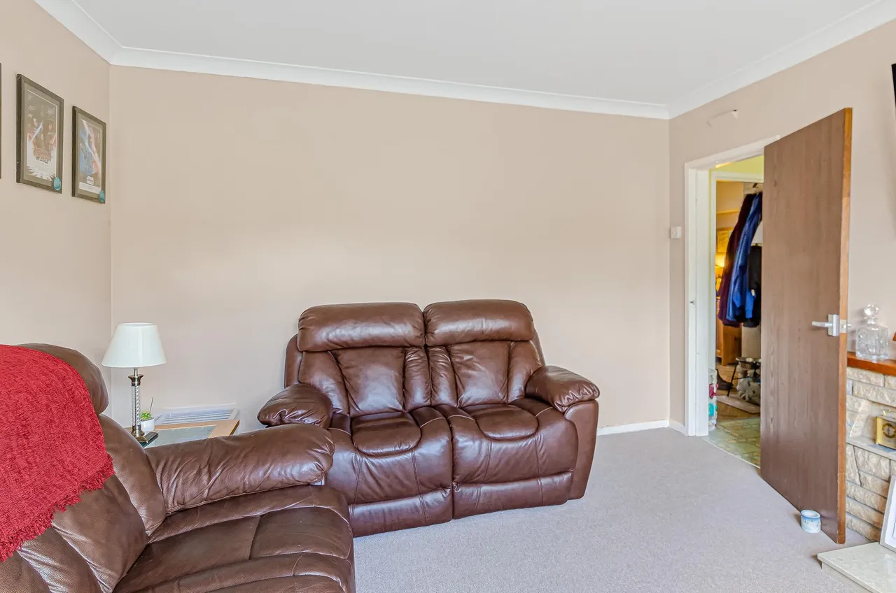 Hillman Drive, Inkersall, S43, photo 3