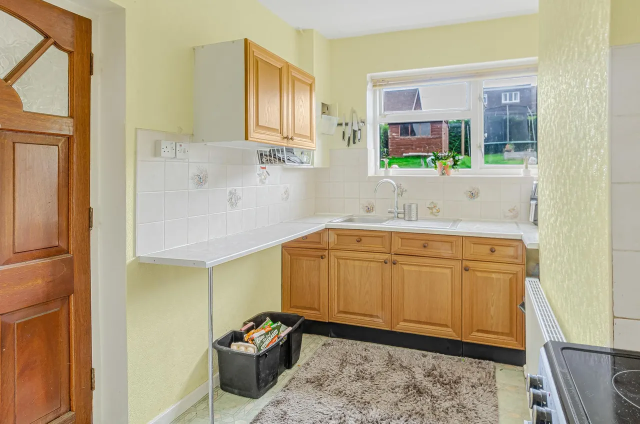 Hillman Drive, Inkersall, S43, photo 5