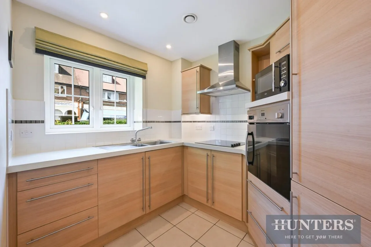 Waterloo Road, Epsom, KT19, photo 2