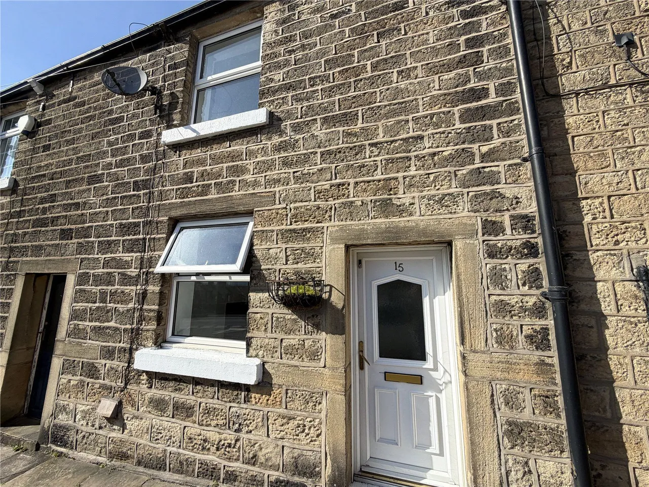 2 bed house for sale, Old Road, Tintwistle, SK13
