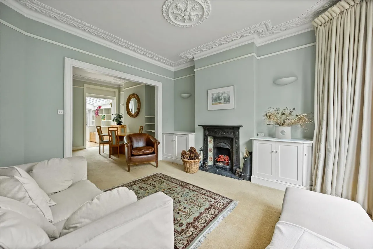1 bed flat to rent, Crediton Road, London, NW10