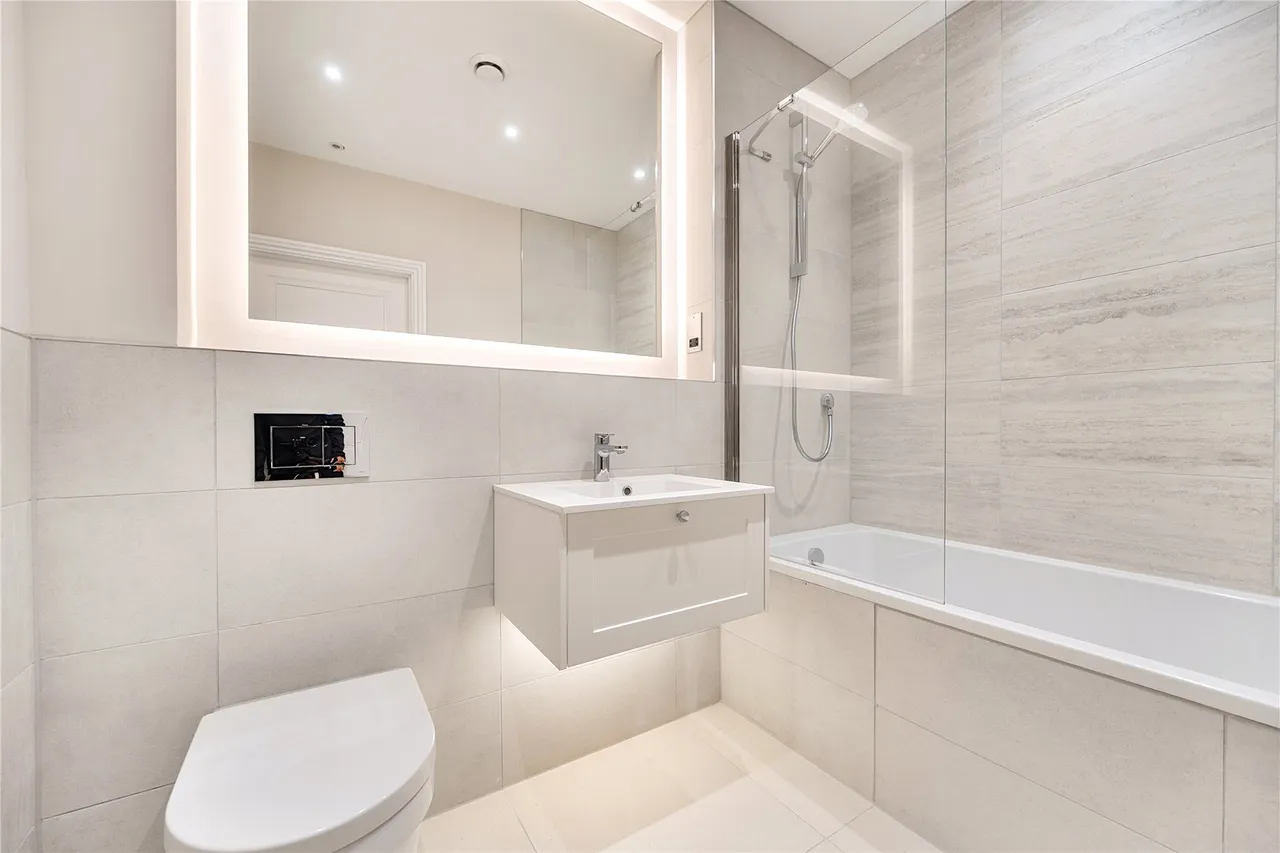 Holly Bank Road, Woking, GU22, photo 14