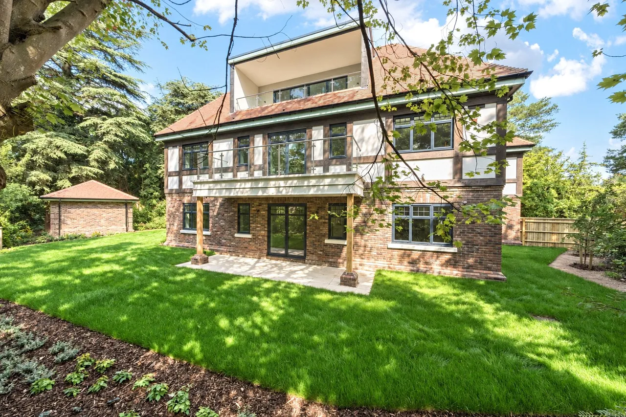 Holly Bank Road, Woking, GU22, photo 4