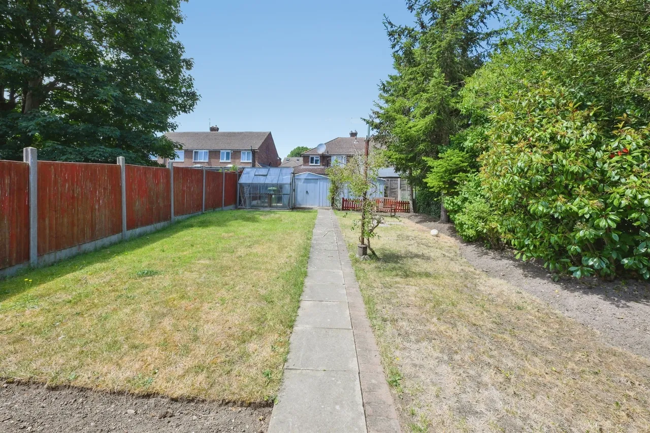 High Road, Broxbourne, photo 3