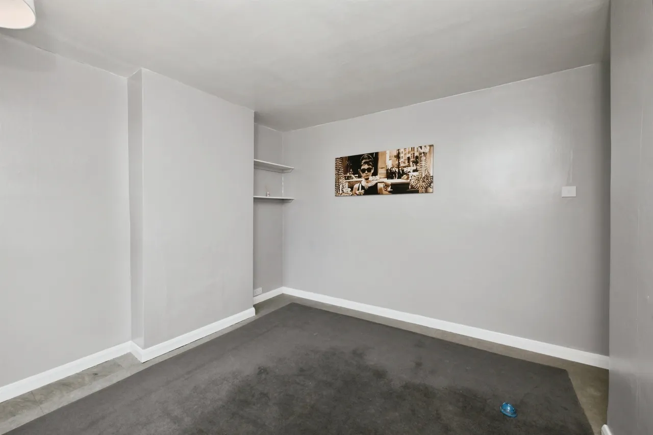 High Road, Broxbourne, photo 12