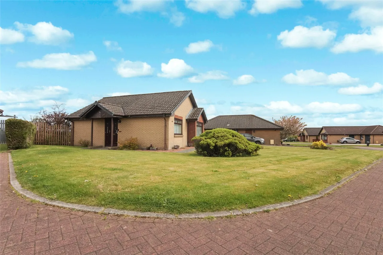 Annathill Gardens, Annathill, Coatbridge, North Lanarkshire, ML5, photo 20