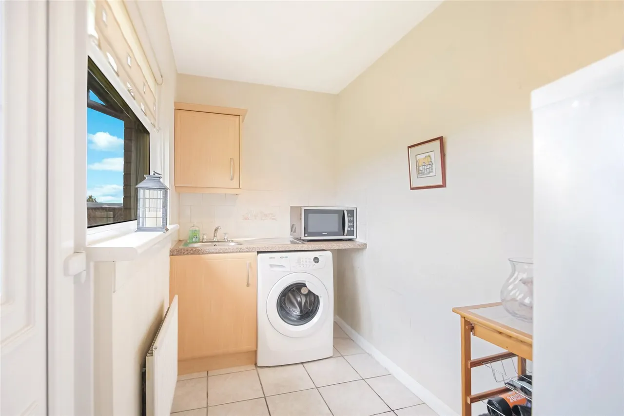 Annathill Gardens, Annathill, Coatbridge, North Lanarkshire, ML5, photo 10