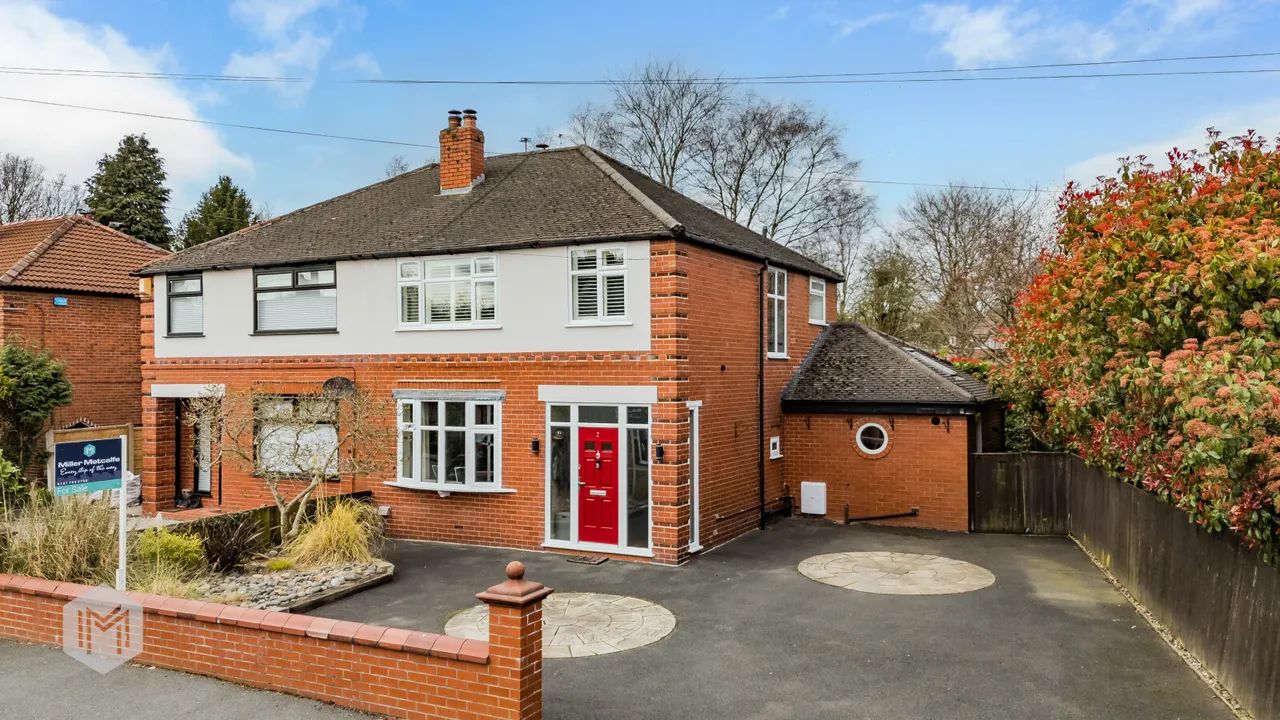 3 bed house for sale — Duchy Avenue, Worsley, Manchester, M28 7HB