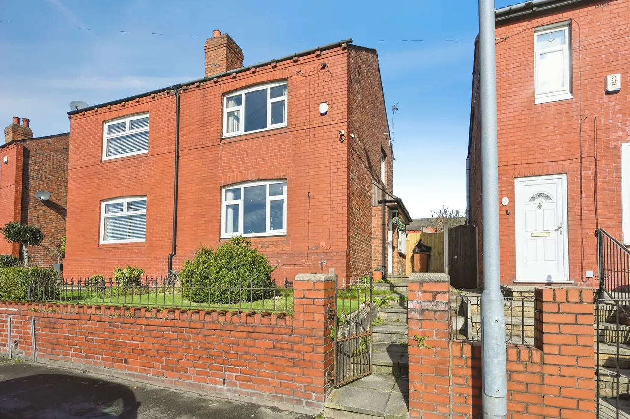 3 bed house for sale, Knowsley Road, St. Helens, WA10