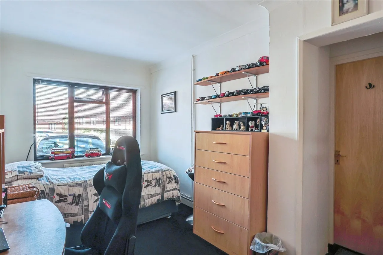 Shillingstone Gardens, Poole, BH12, photo 13