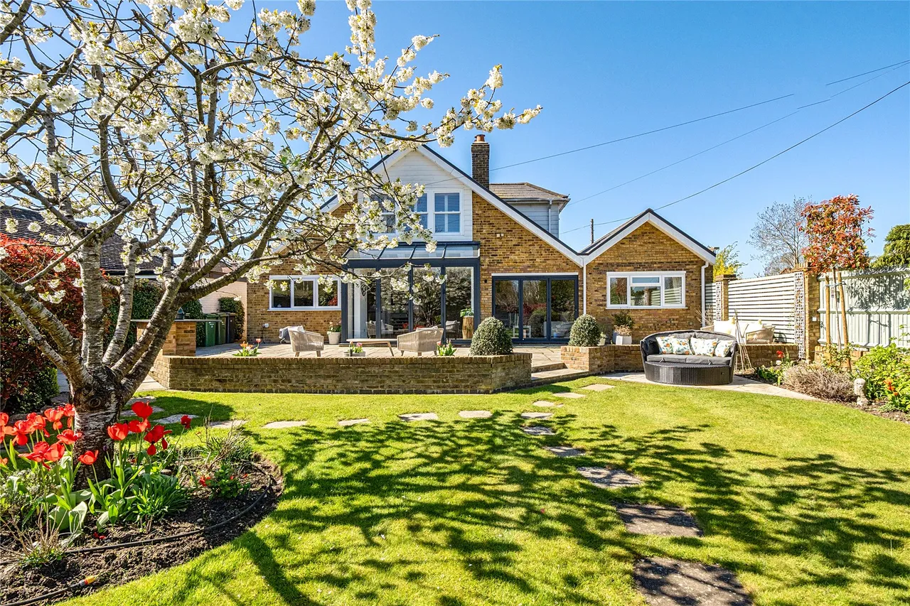 Send Marsh Road, Ripley, GU23, photo 18