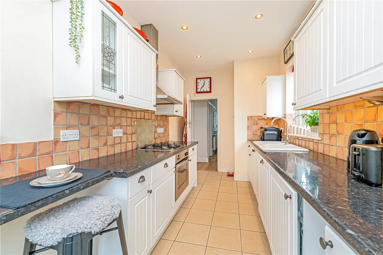 Percy Road, Hampton, TW12 2HW, photo 7