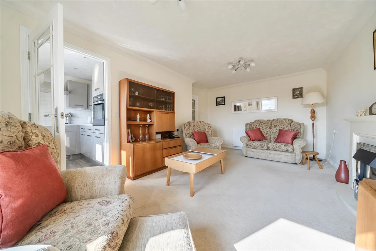 West Street, Newbury, RG14, photo 5
