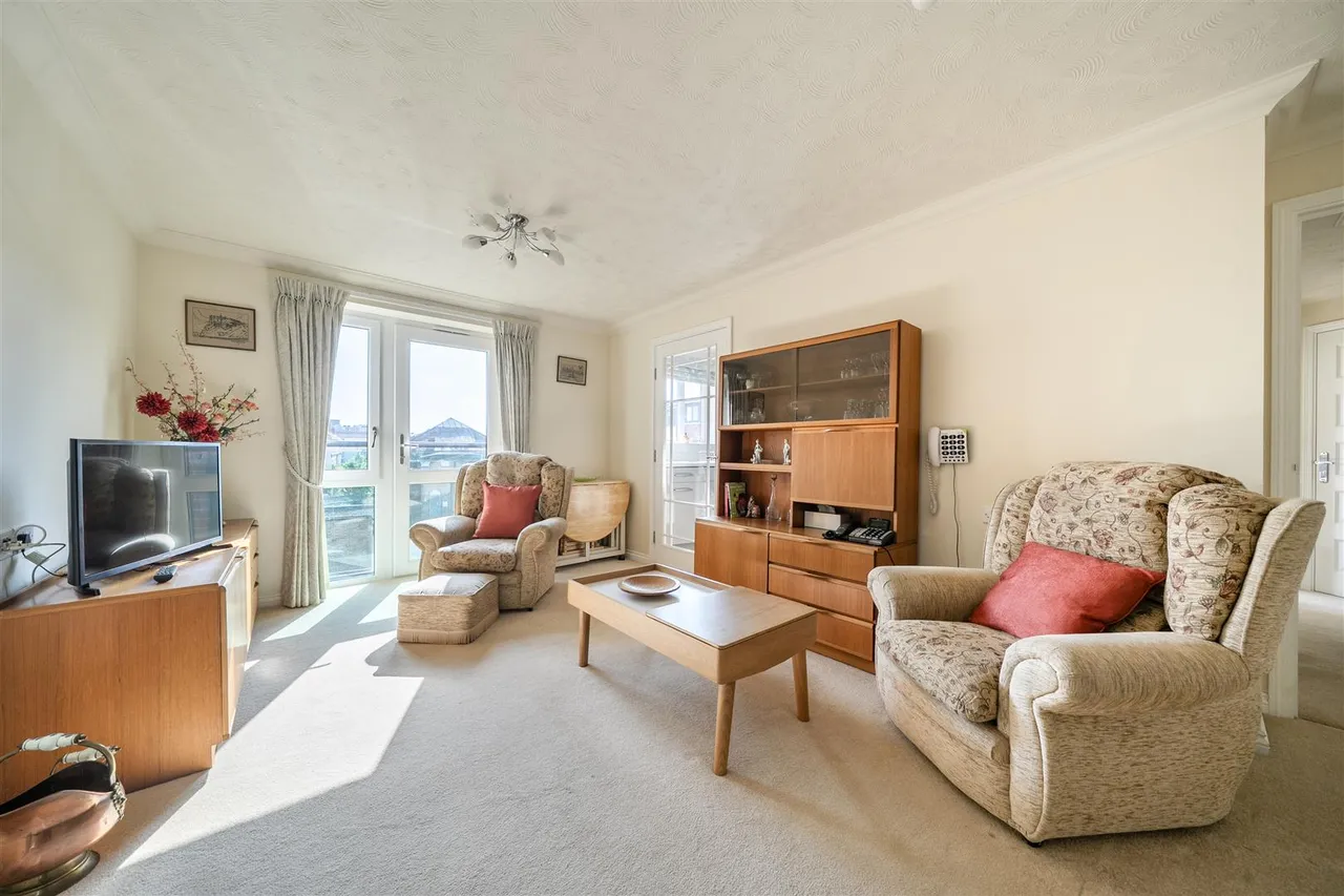 West Street, Newbury, RG14, photo 4