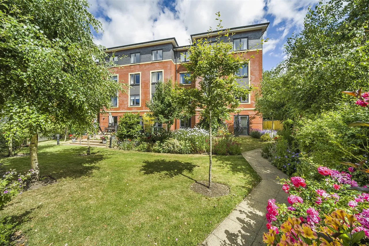 West Street, Newbury, RG14, photo 11
