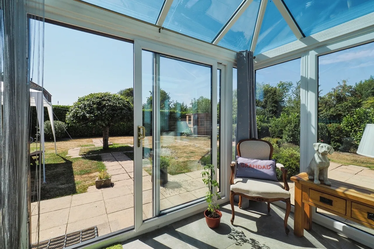 Moorsholm Drive, Wollaton, Nottingham, NG8, photo 13
