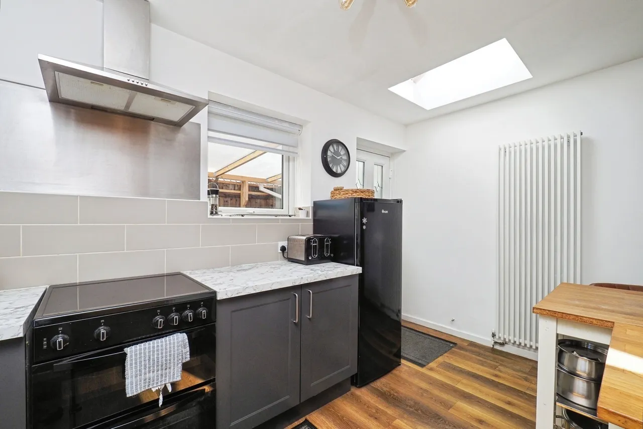 Moorsholm Drive, Wollaton, Nottingham, NG8, photo 2