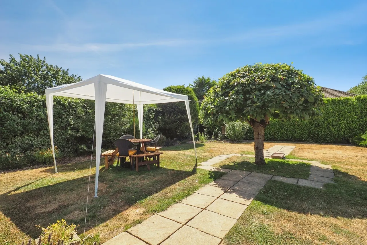Moorsholm Drive, Wollaton, Nottingham, NG8, photo 3