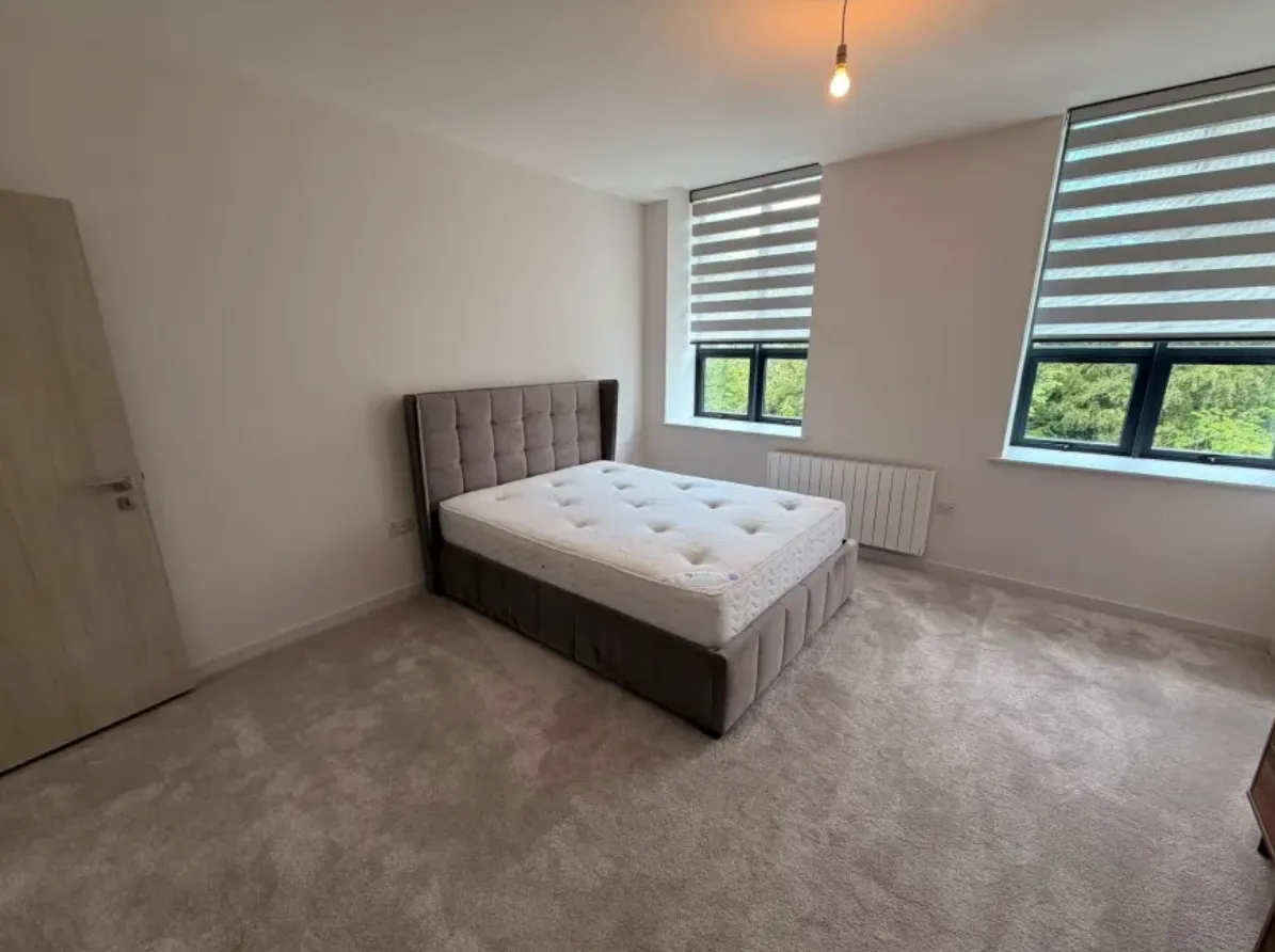 Iron Row, Ilkley, LS29, photo 4