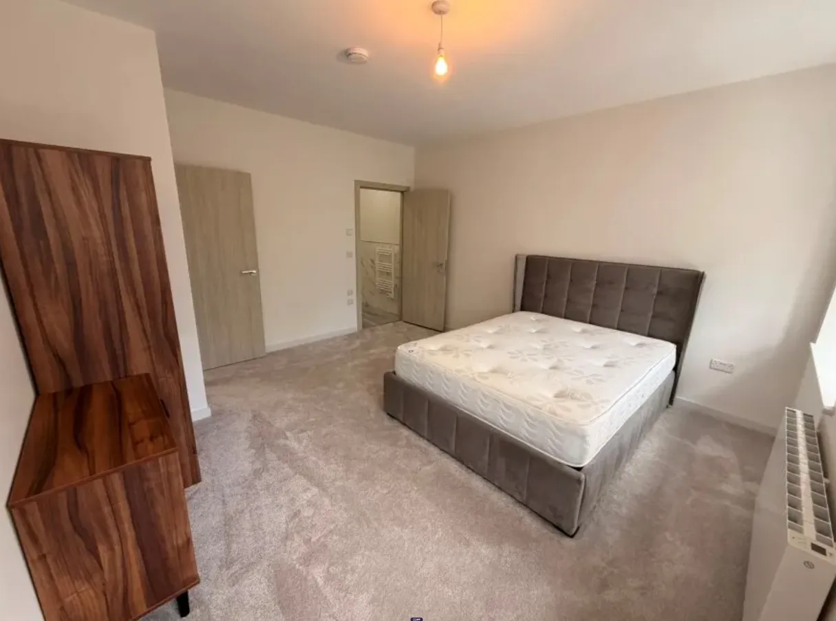Iron Row, Ilkley, LS29, photo 6