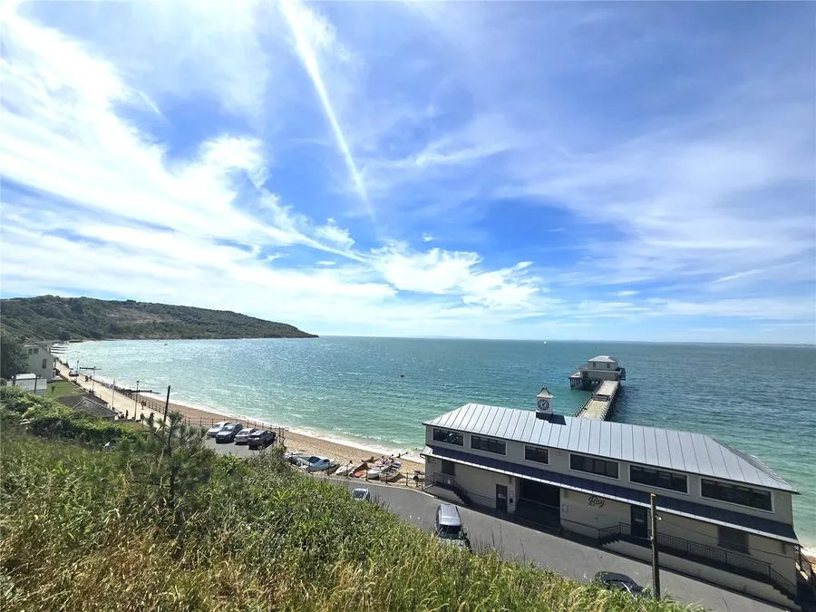 Lanes End, Totland Bay, PO39, photo 13