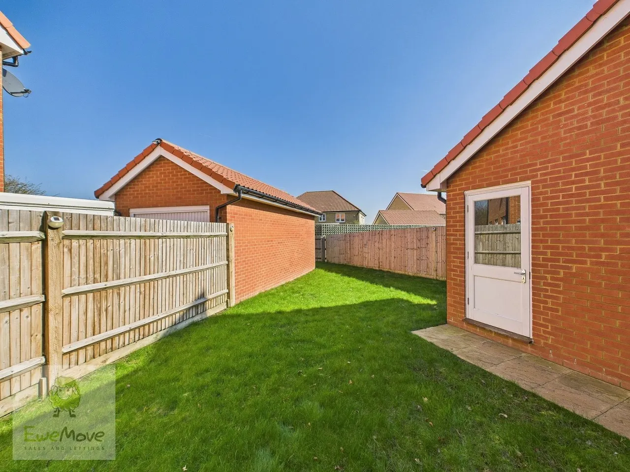 Sparrow Drive, Chattenden, ME3, photo 18