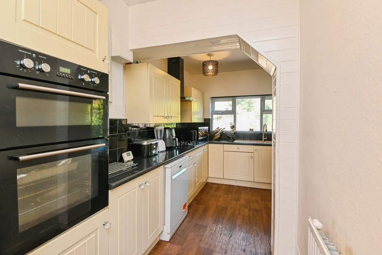 Douglas Road, Clacton-on-Sea, Essex, CO15, photo 8