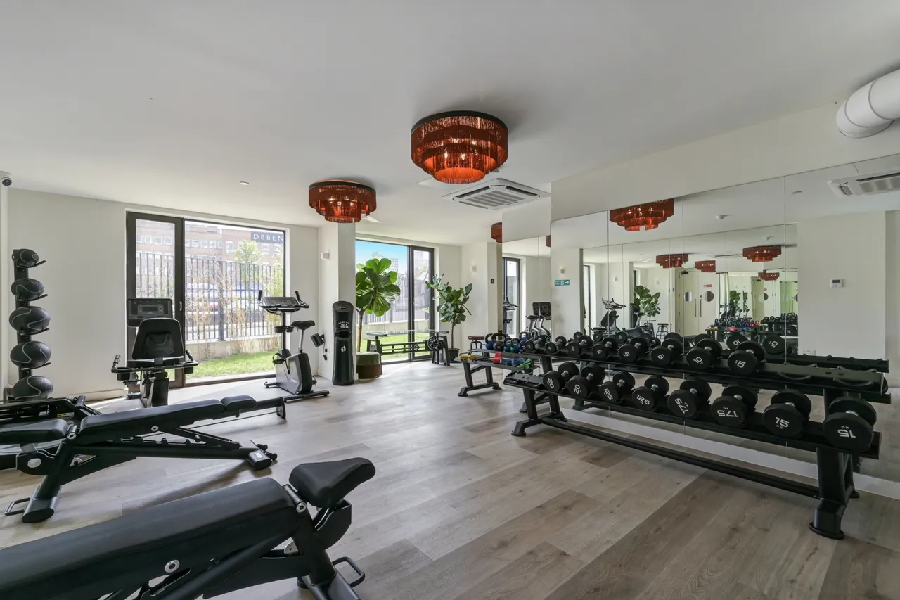 Greenhill Way, Harrow, HA1 1JN, photo 2