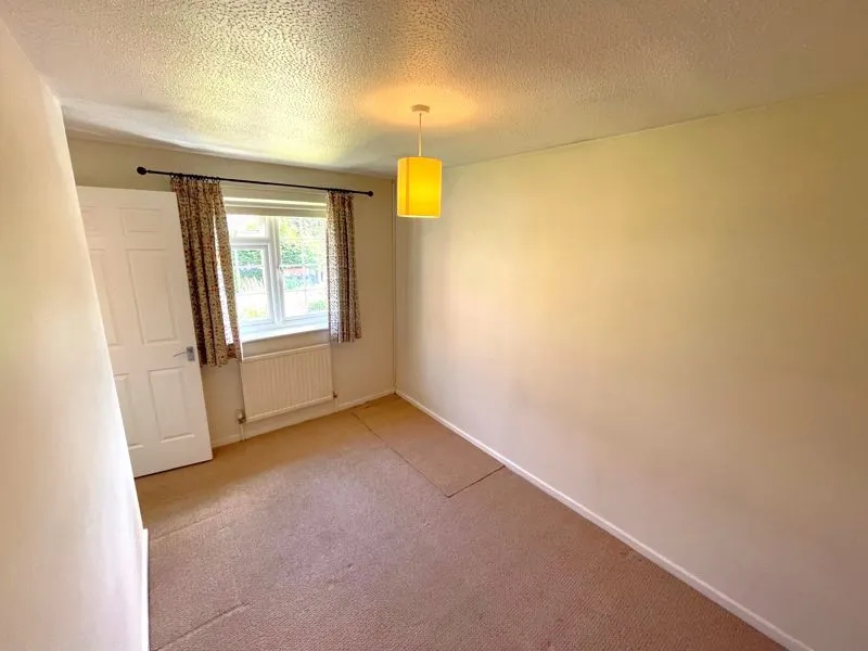 Orchard Drive Wooburn Green, High Wycombe HP10 0QN, photo 6