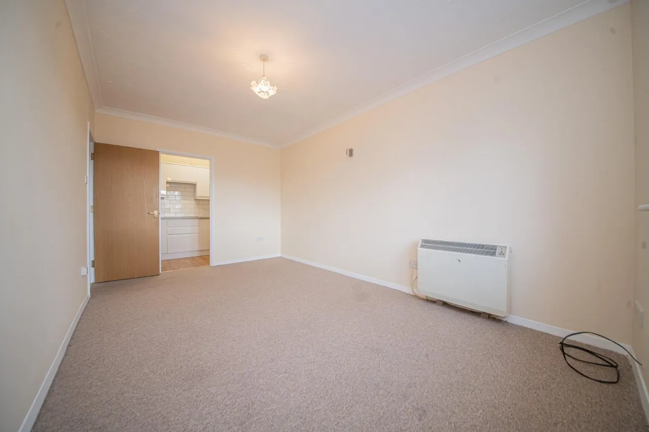 Fair Oak Road, Fair Oak, Eastleigh, SO50 7AL, photo 5