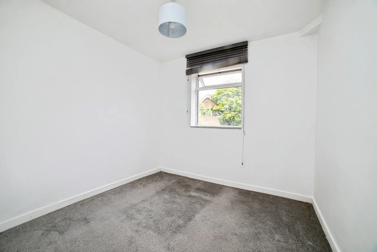 Station Road, Sutton-in-Ashfield, Nottinghamshire, NG17, photo 10