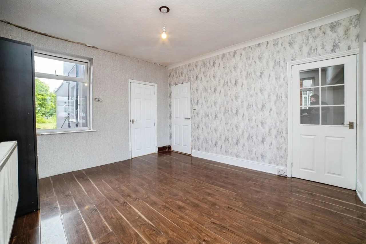 Station Road, Sutton-in-Ashfield, Nottinghamshire, NG17, photo 4