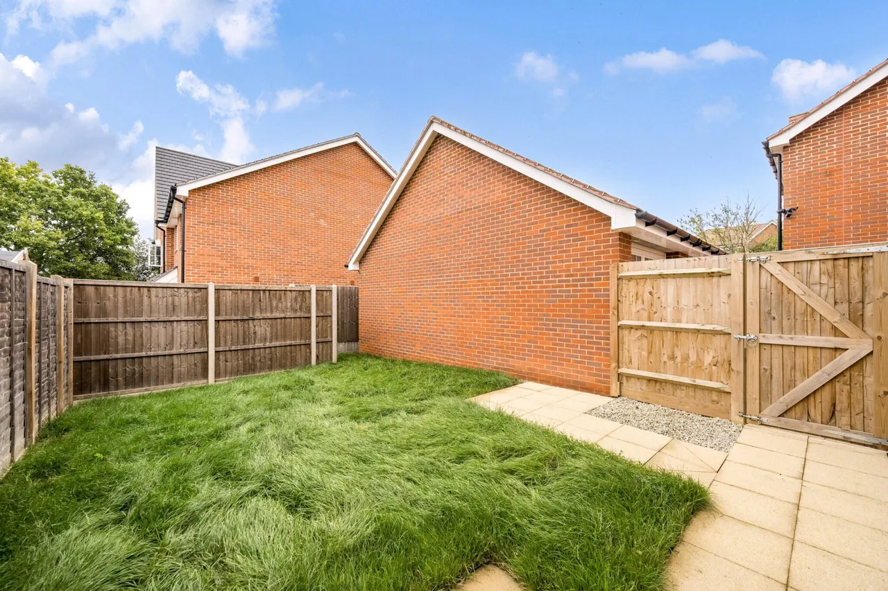 Long Strakes, Tonbridge, TN12, photo 4