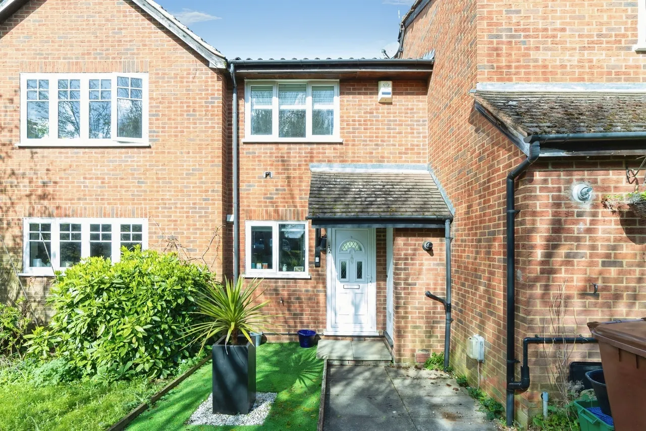 2 bed house for sale, Turpins Close, Hertford, SG14