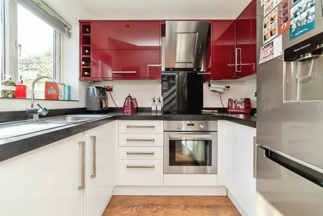 Turpins Close, Hertford, SG14, photo 5