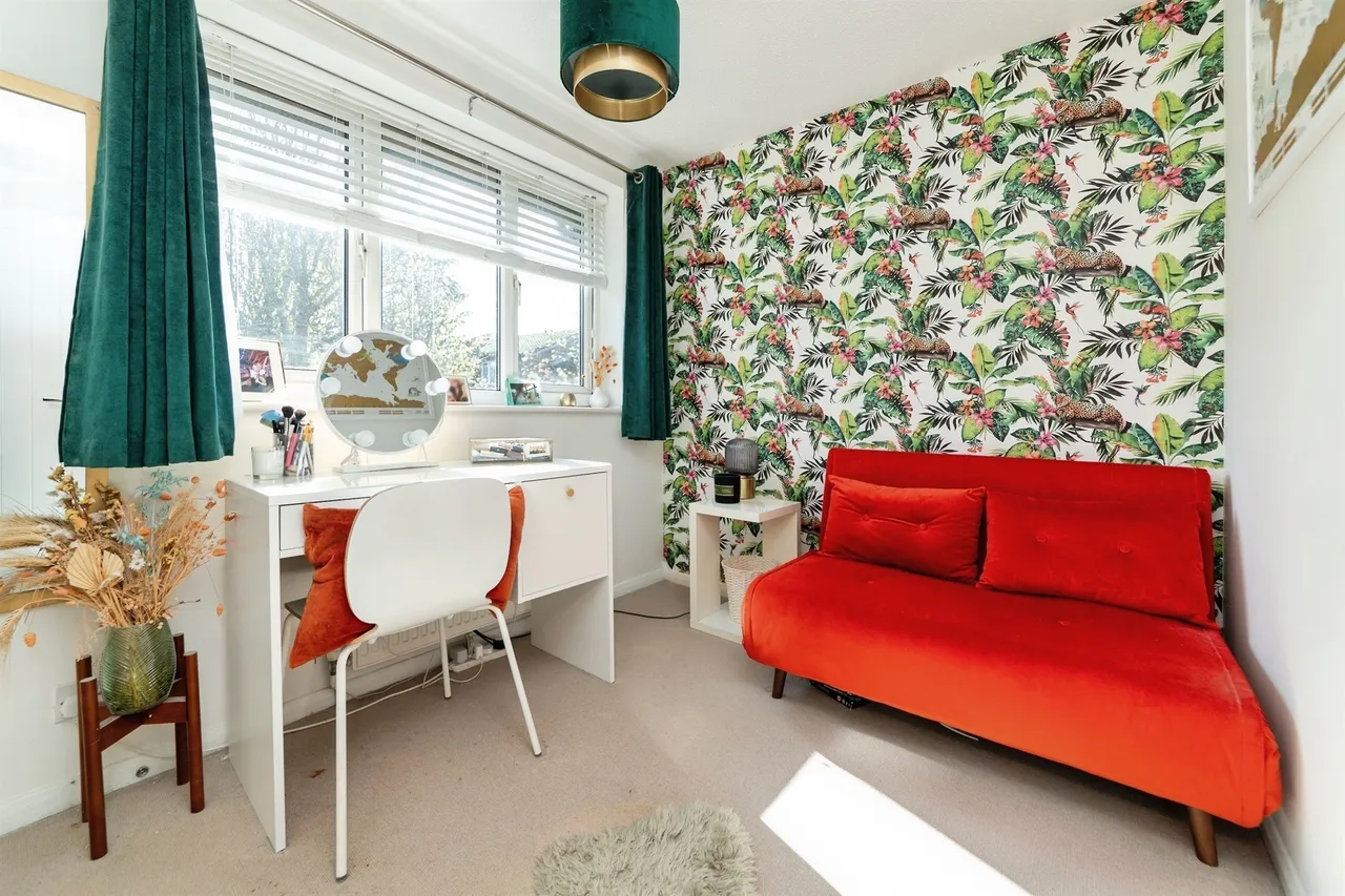Turpins Close, Hertford, SG14, photo 11