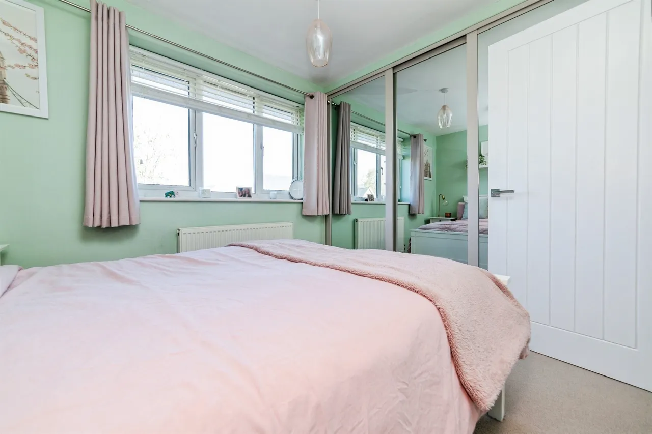 Turpins Close, Hertford, SG14, photo 9