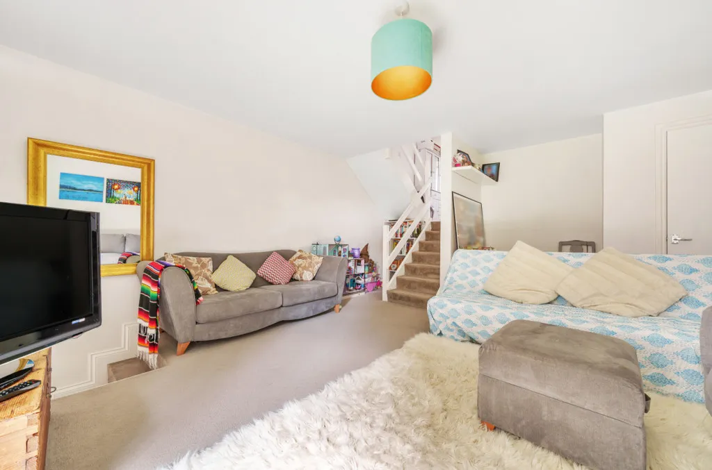 Grangedale Close, Northwood, HA6, photo 15