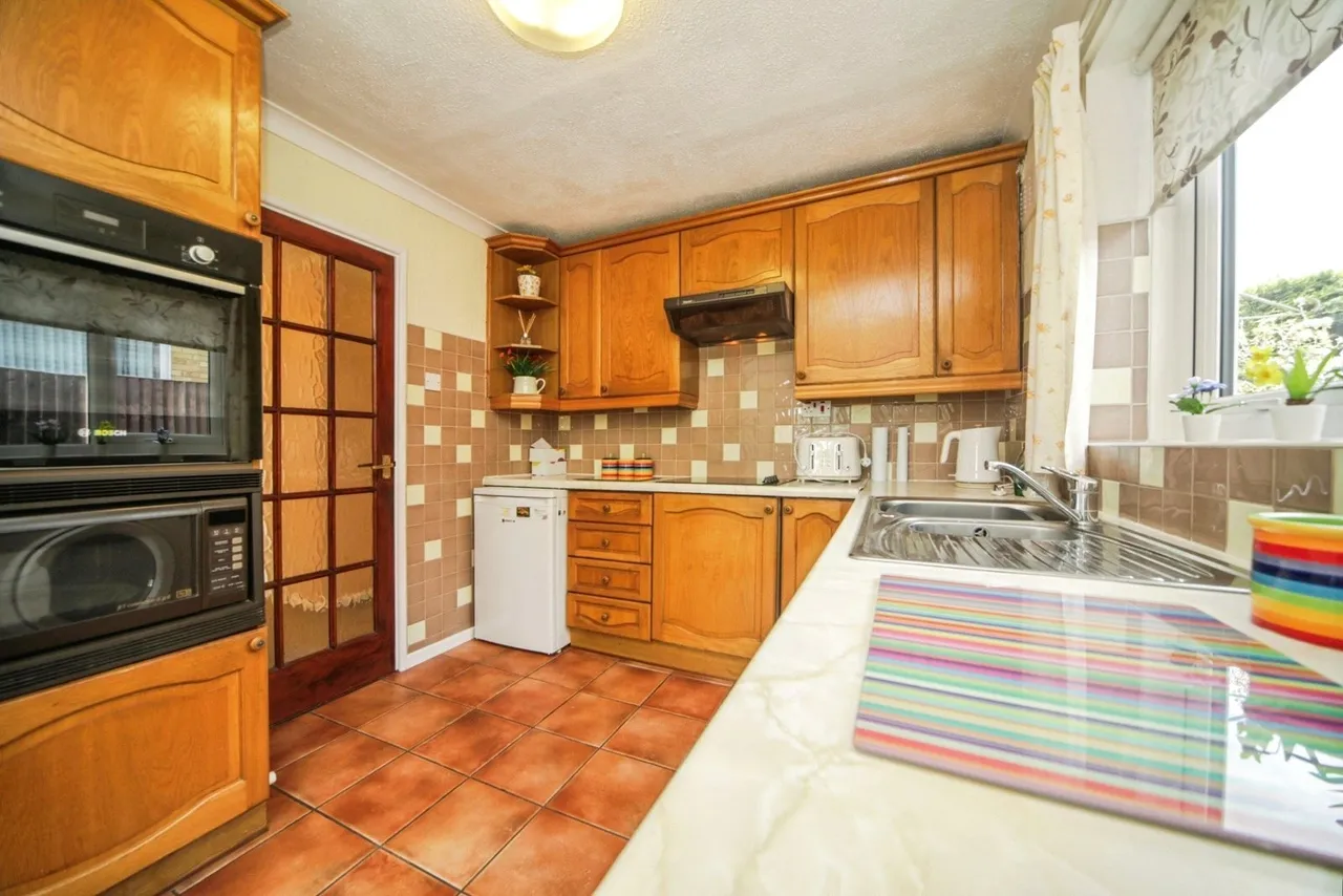 Russell Baron Road, Fornham St. Martin, Bury St. Edmunds, Suffolk, IP31, photo 6