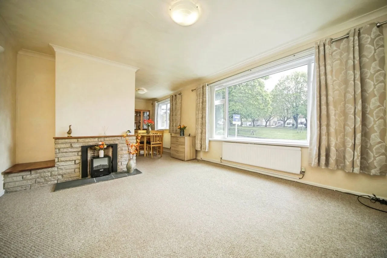 Russell Baron Road, Fornham St. Martin, Bury St. Edmunds, Suffolk, IP31, photo 3