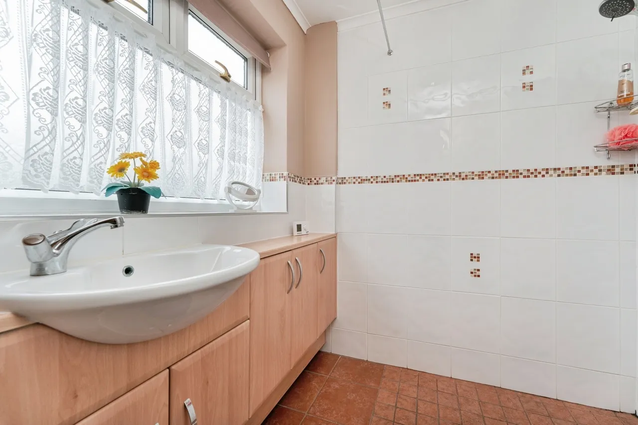 Laurel Close, Red Lodge, IP28, photo 14