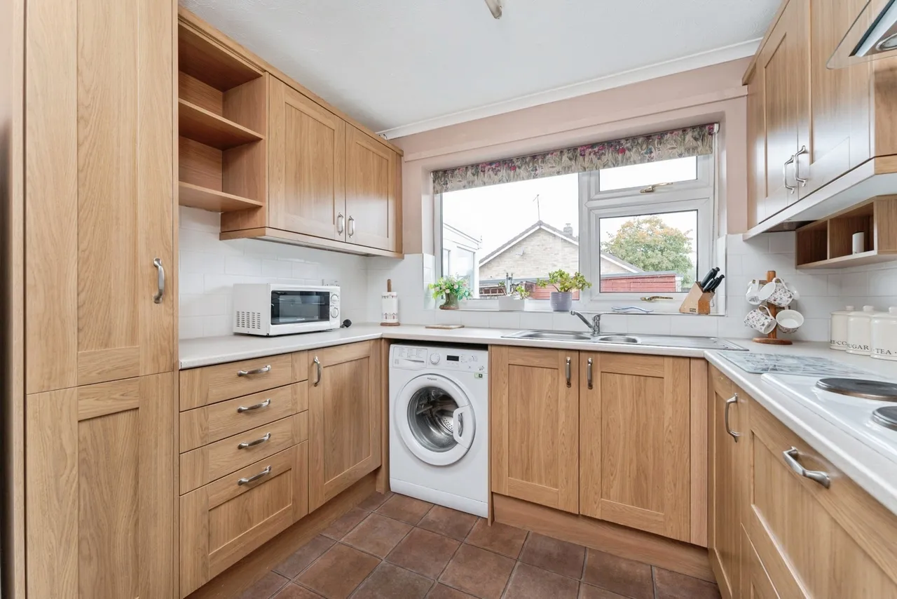 Laurel Close, Red Lodge, IP28, photo 2