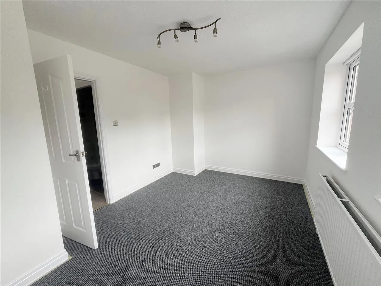 Crompton Road, Macclesfield, SK11, photo 9
