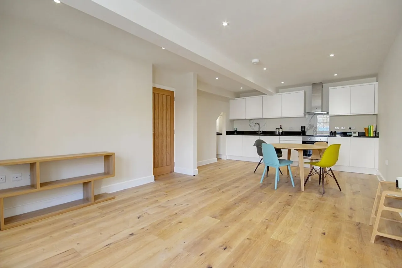 Devonshire Yard, Harrogate, HG1, photo 3