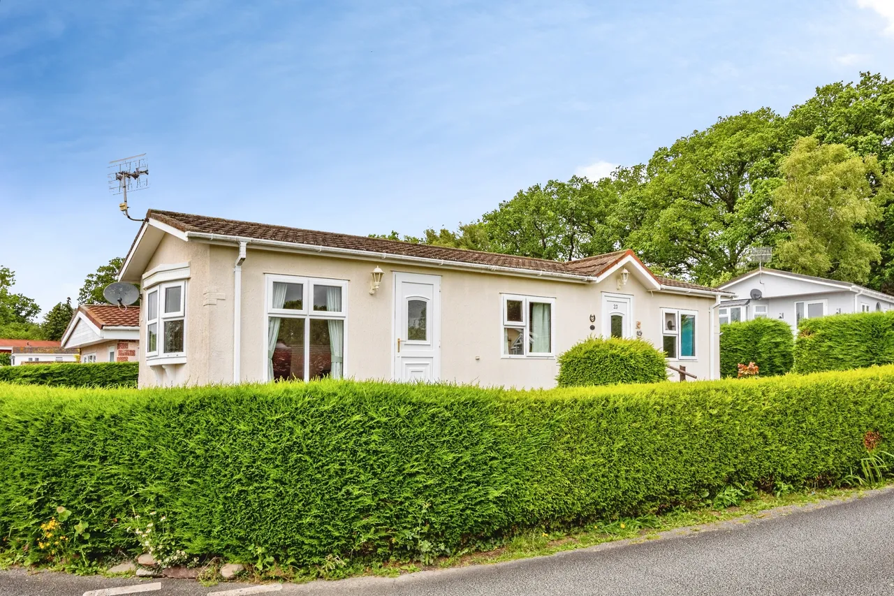 1 bed park home for sale, The Glade, Builth Wells, LD2
