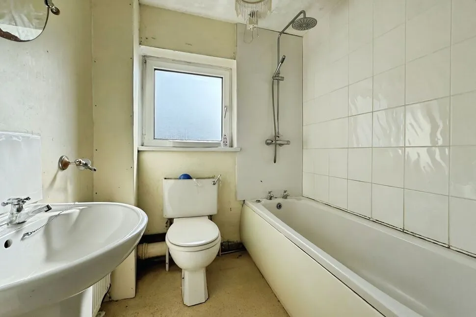 Lyalls Place, Maryport, Cumbria, CA15, photo 8